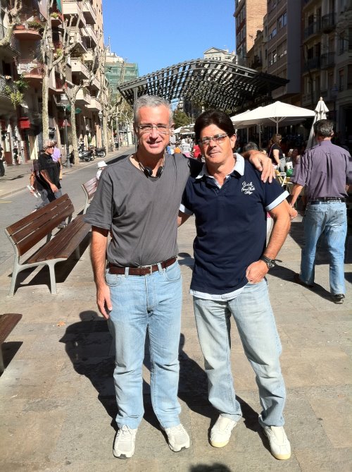 En la Sagrada Familia con exjugador de fútbol profesional ,Joan Estella, un gran amigo con el que hemos compartido muchos proyectos.