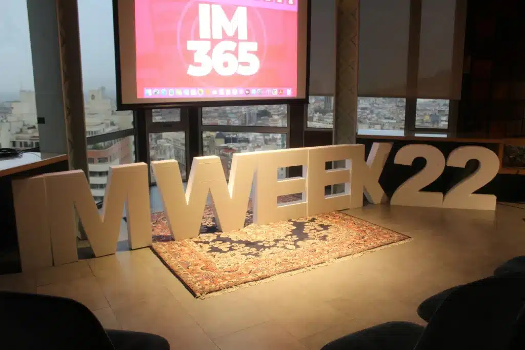 La nueva tendencia en eventos son las letras grandes. Foto de letras grandes